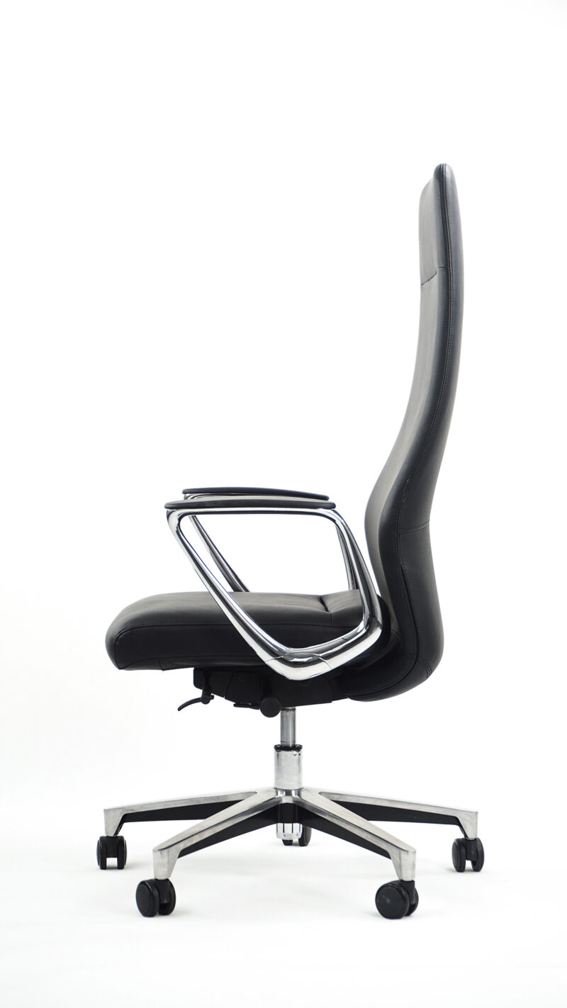 Contemporary Executive Chair PU Leather Upholstery