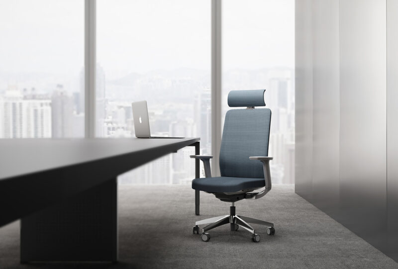 Bestselling Grey Mesh Executive Lift Chair with Mo
